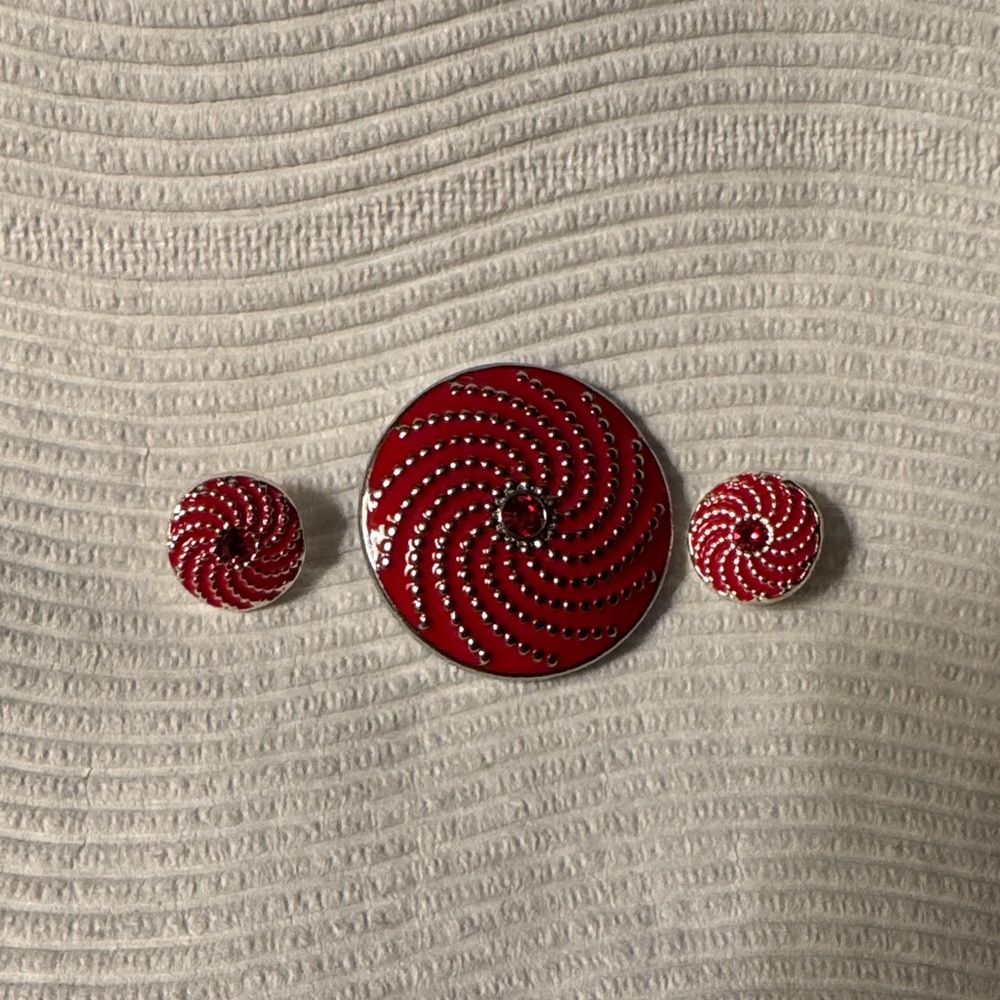 Style Dots Statement Dot With 2 Matching Original Dots
